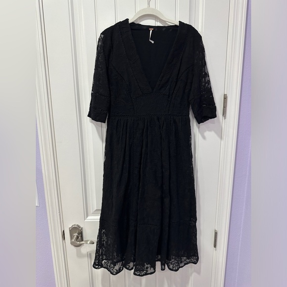 Free People | Free People Mountain Laurel Lace Crochet Dress | Size: 8 Black - Picture 6 of 15